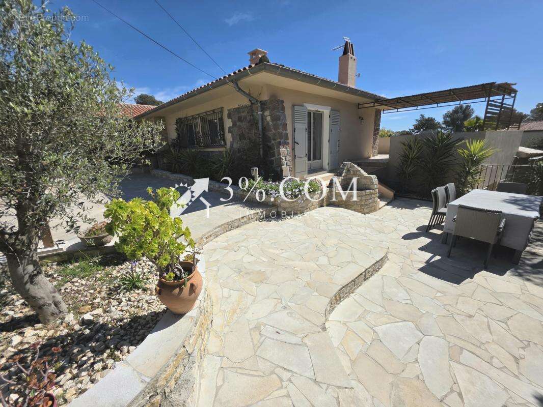 Maison à SAINT-RAPHAEL