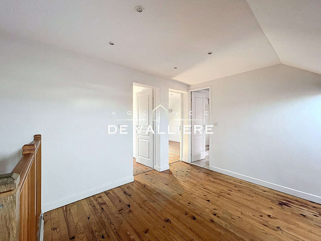 Appartement à NANTERRE