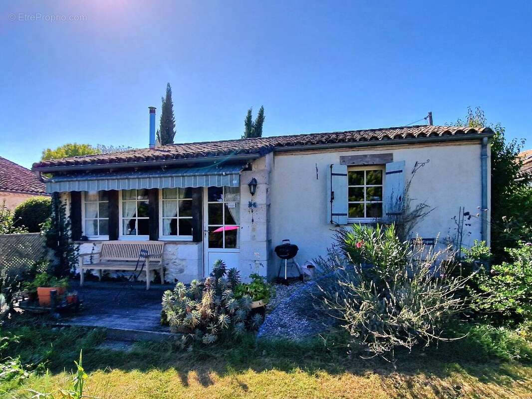 Maison à EYMET