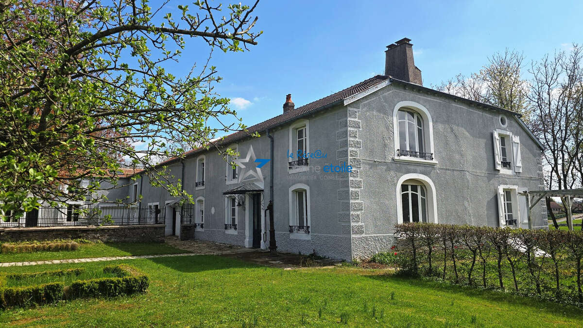Maison à BREUVANNES-EN-BASSIGNY