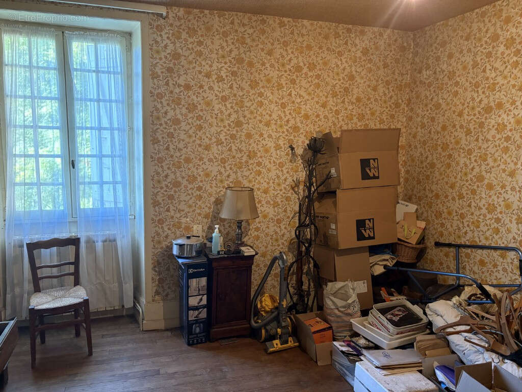 Maison à SAINT-AULAIRE