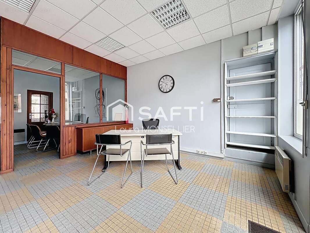Photo 2 - Appartement à VITRY-SUR-ORNE