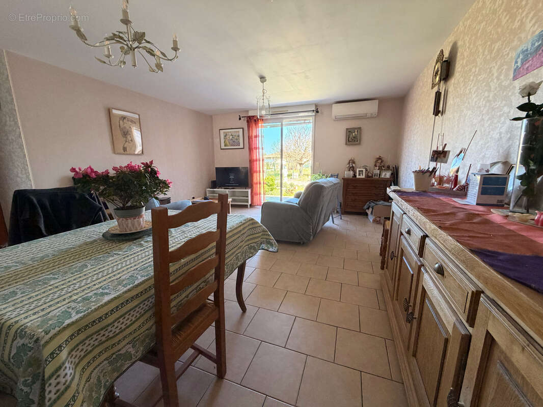 Maison à LA TOUR-DU-CRIEU