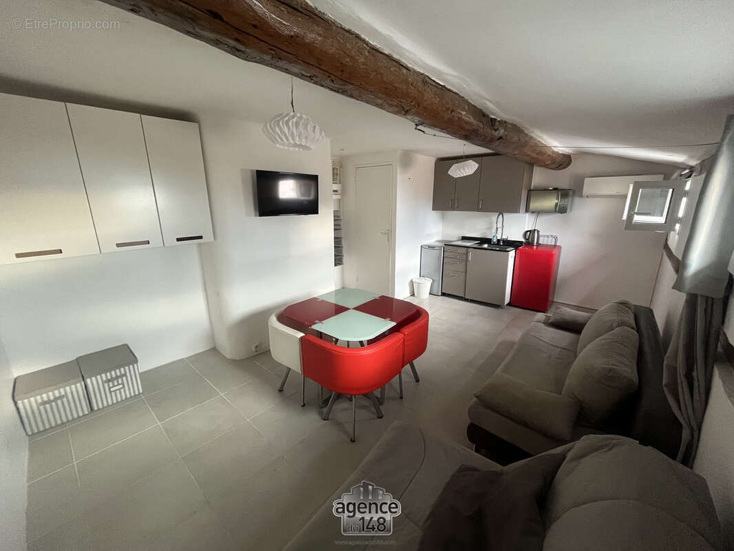 Appartement à MARSEILLE-2E