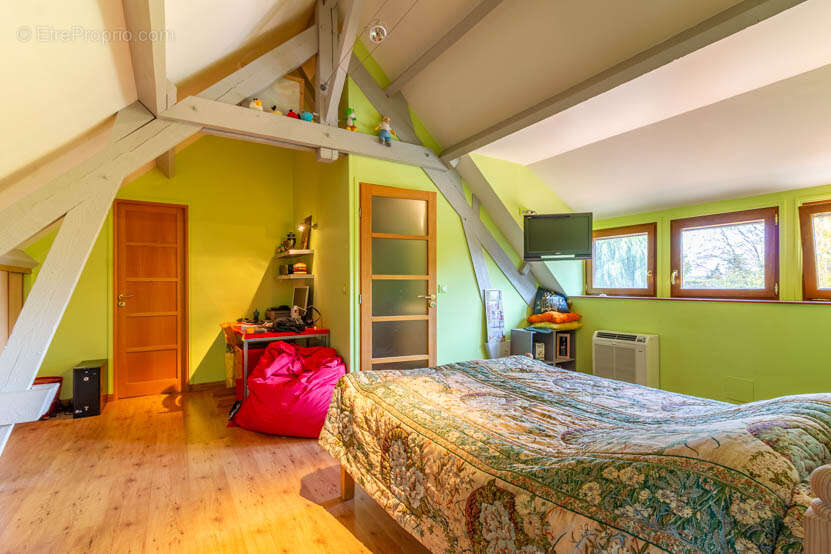 Maison à DAMPIERRE-EN-GRACAY