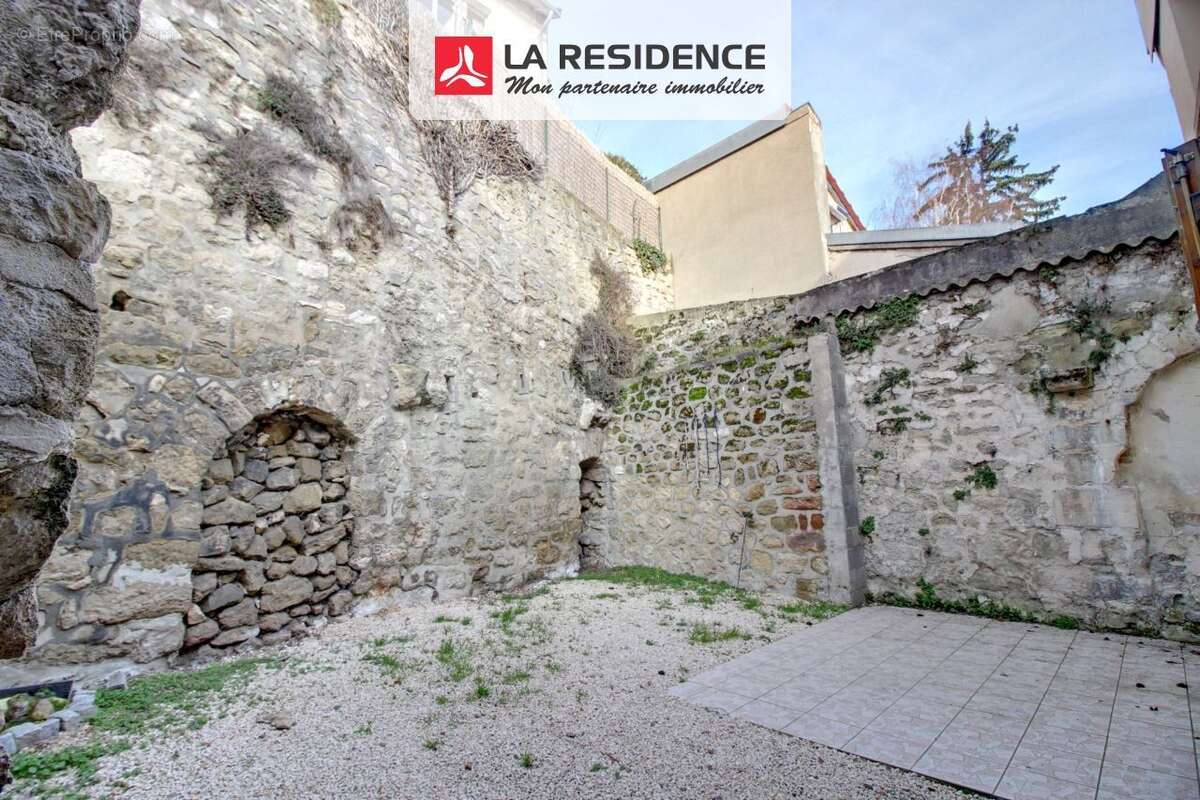 Maison 104 m² à Conflans-Sainte-Honorine  - photo 5