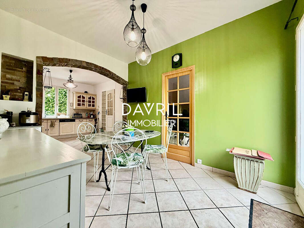 Maison à CONFLANS-SAINTE-HONORINE