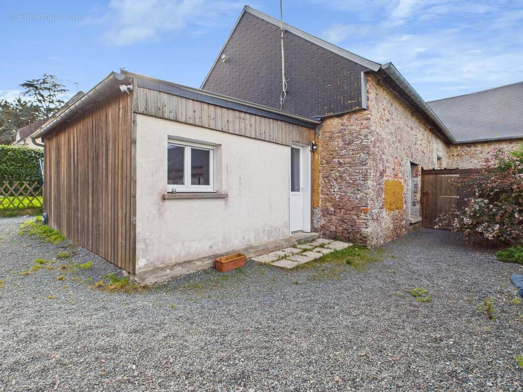 Photo 1 - Maison à PERIERS