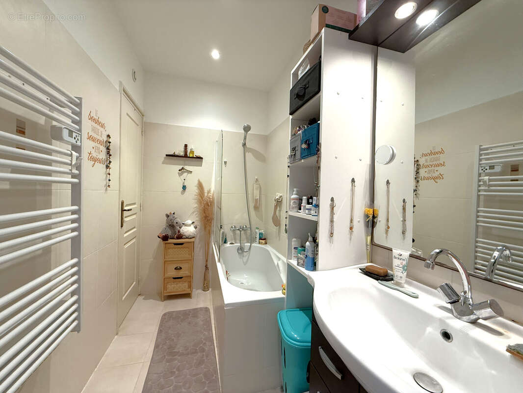 Appartement à SARI-SOLENZARA