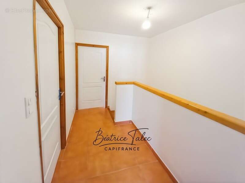 Appartement à LANCON-PROVENCE