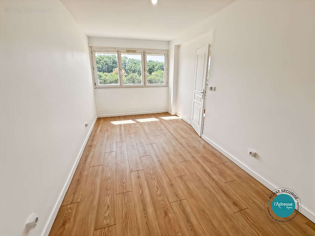 Appartement 4 pièces au pied des commerces et écoles - photo 6