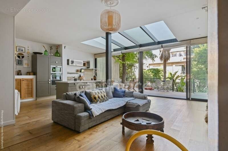 Appartement à MARSEILLE-8E