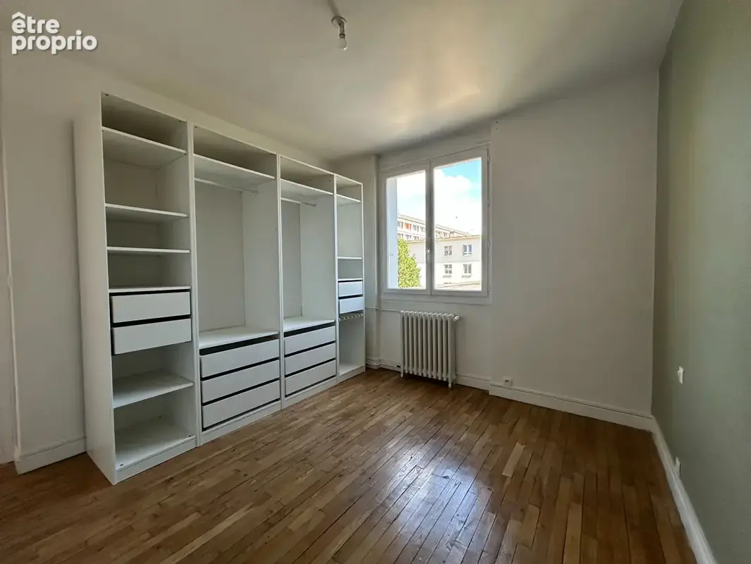 Appartement t3 avec balcon et parking collectif - proche square saint roch - photo 9