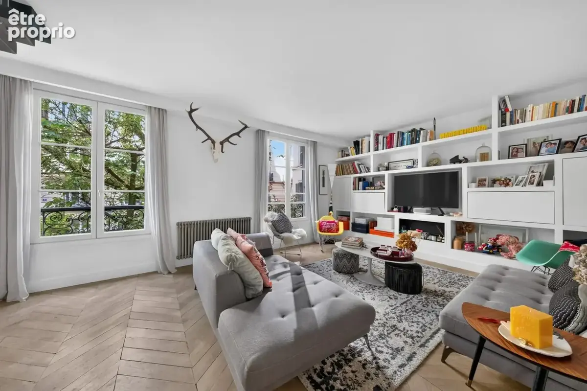 Appartement à PARIS-17E