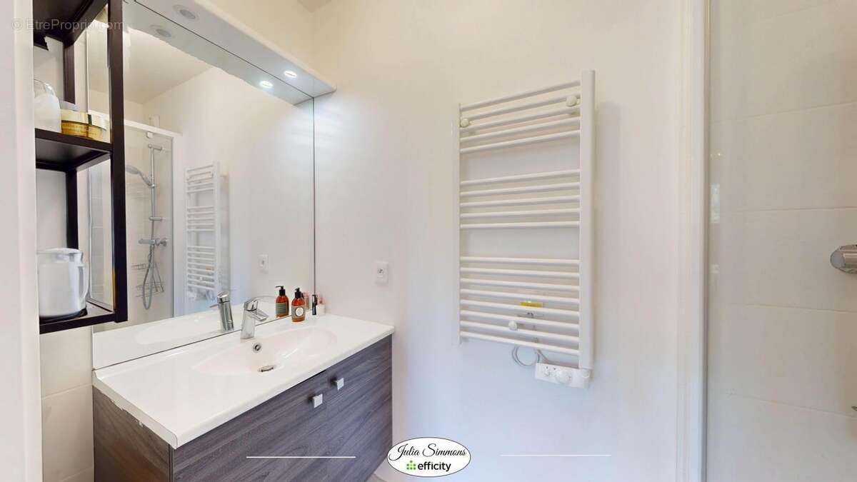 Appartement à MAREIL-MARLY