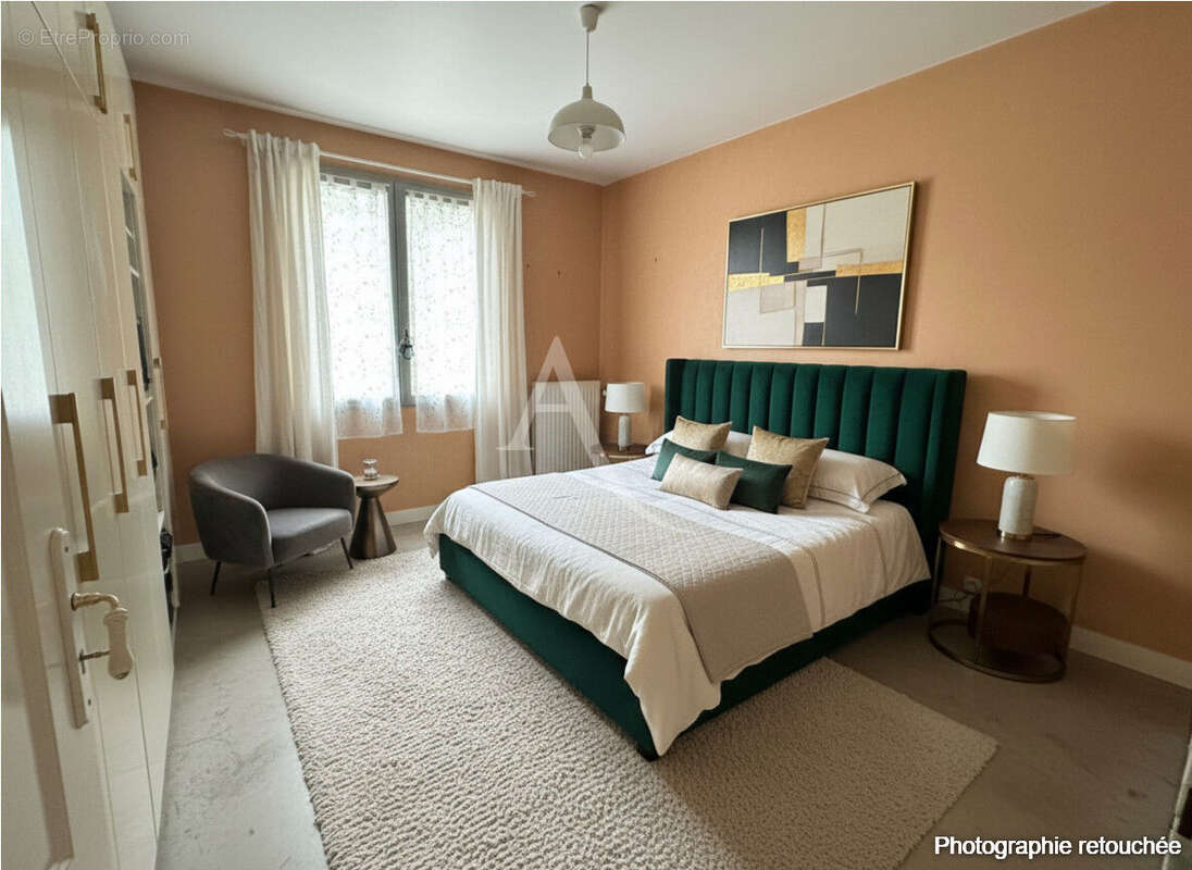 Serris  - Le charme d'une maison familiale au coeur du vieux bourg - photo 10
