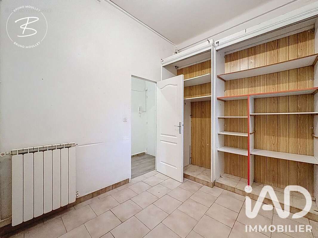 Commerce 54 m² à Toulon  - photo 8