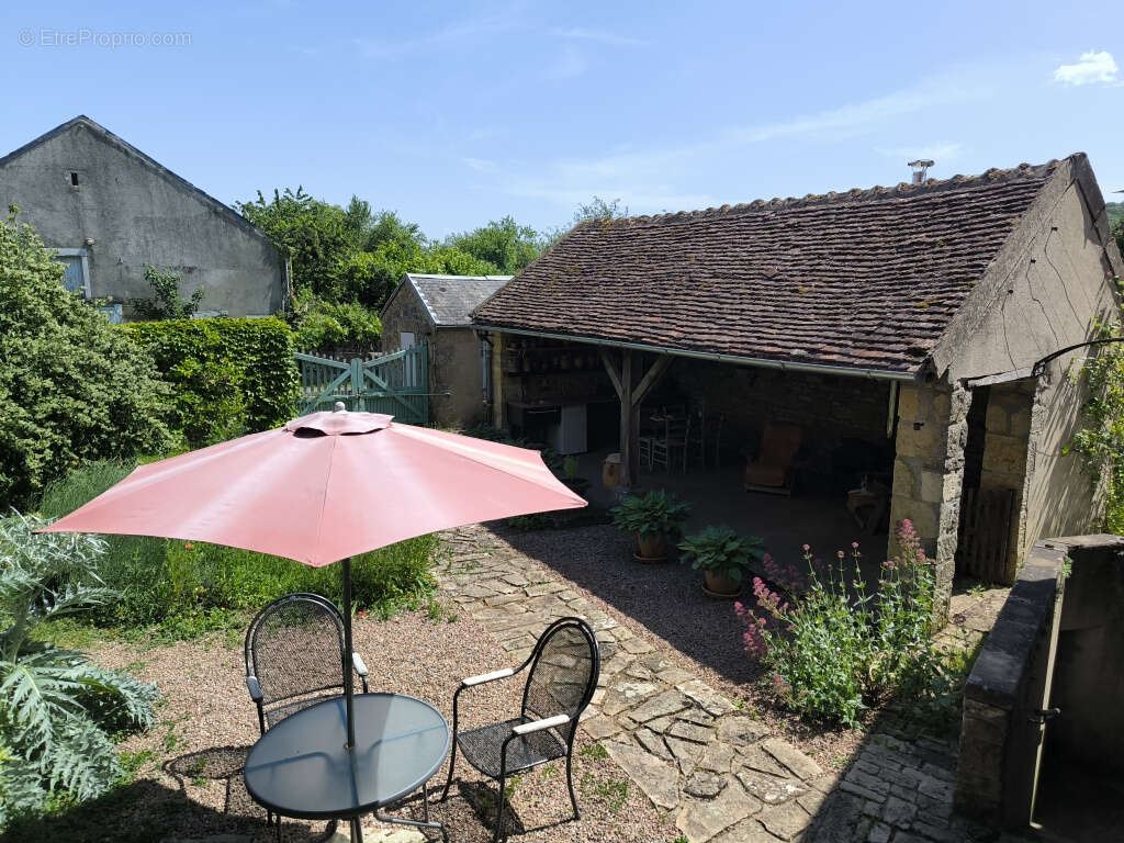 Maison à SAINT-REVERIEN