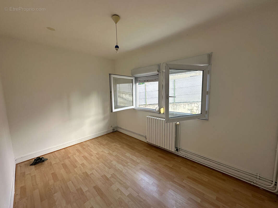 Maison à SAINTE-GENEVIEVE