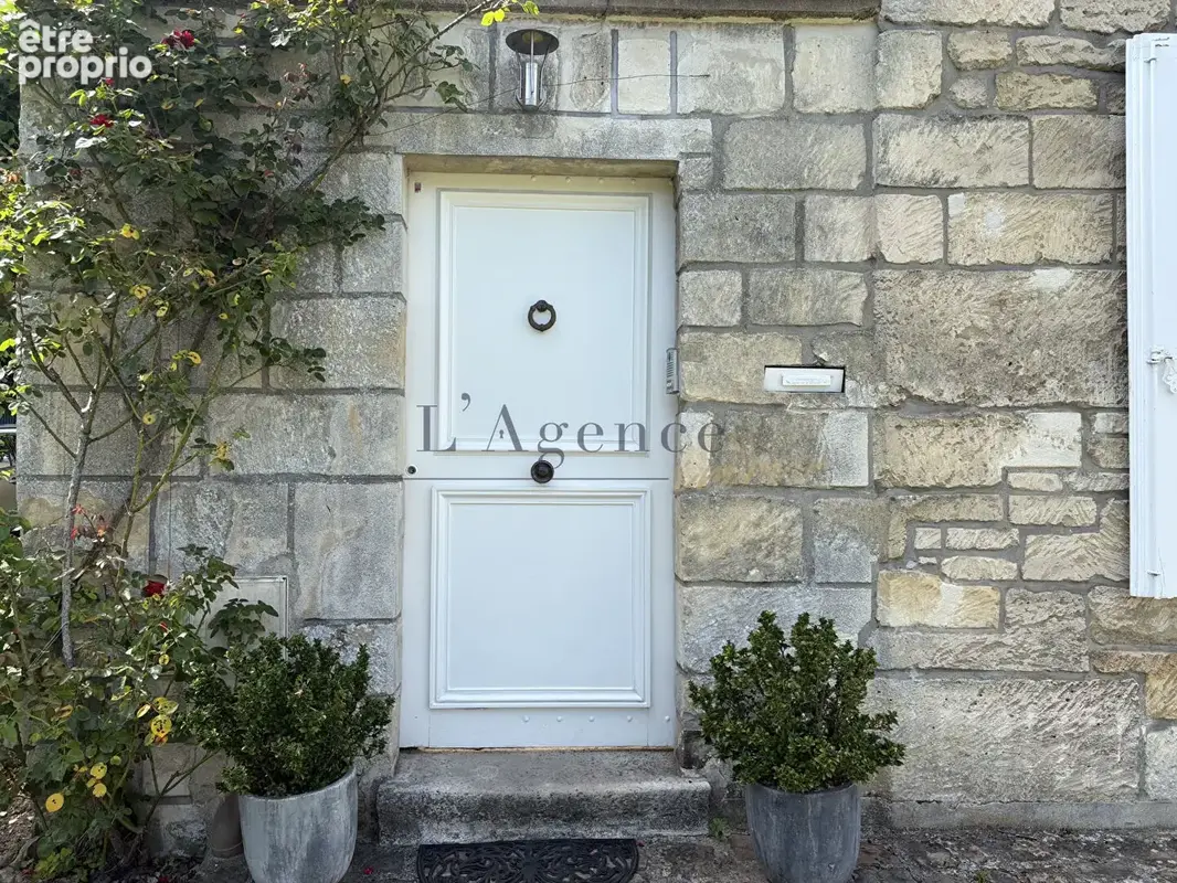 Maison en pierre 210 m² - photo 2