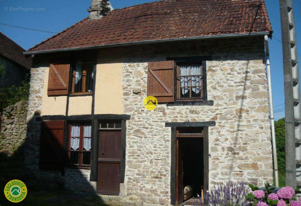 Maison à DUN-LE-PALESTEL