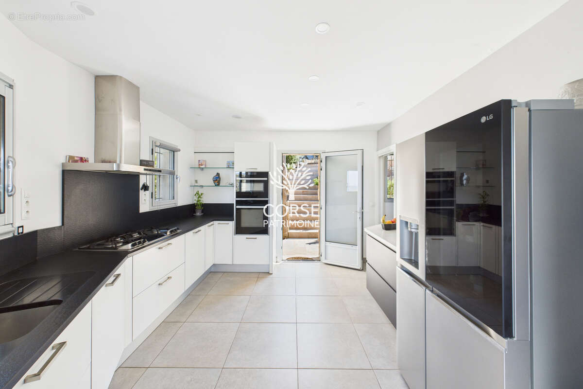 Maison à PORTO-VECCHIO