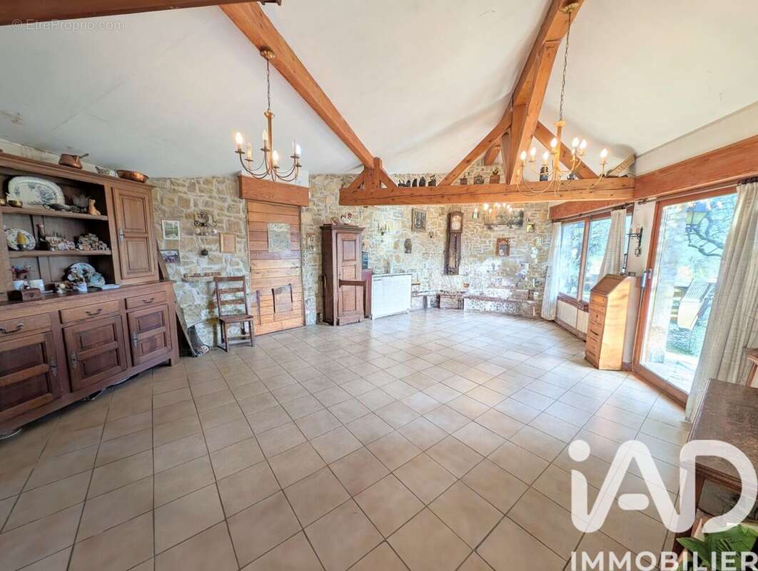Maison 149 m² à Roaix  - photo 3