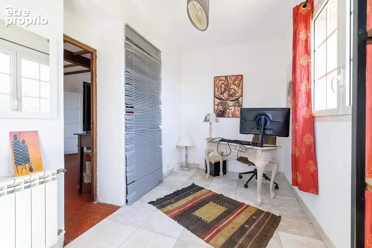 Vente Vence Maison Individuelle 213m2 - Terrain - Piscine - Vue Mer et Montagnes - photo 22