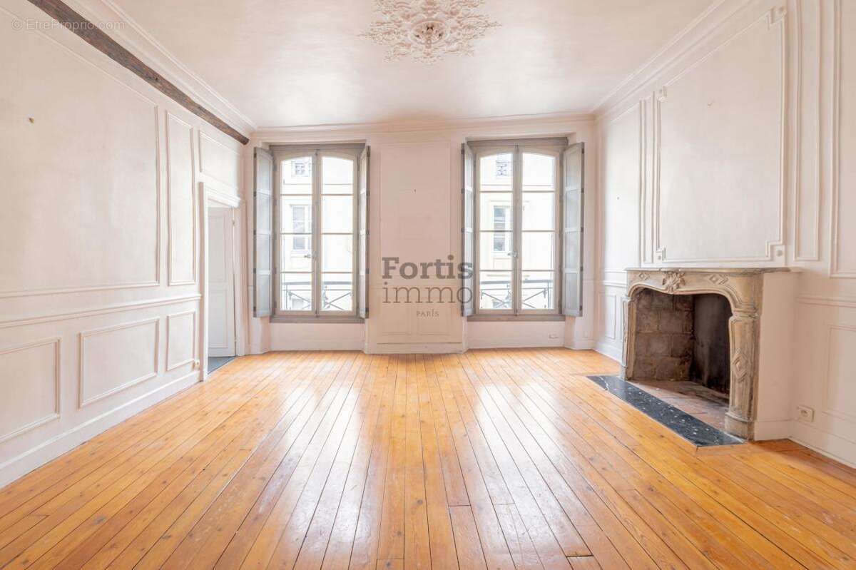 Appartement à VERSAILLES
