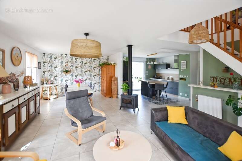 Maison sur sous-sol de 156 m2avec terrain de 4283 m2 à  ANTULLY (71) - photo 18