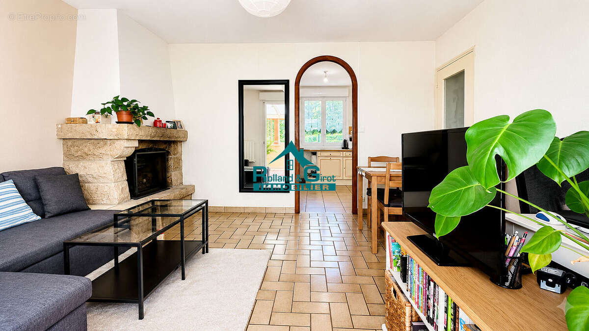 Maison à LA BOUEXIERE