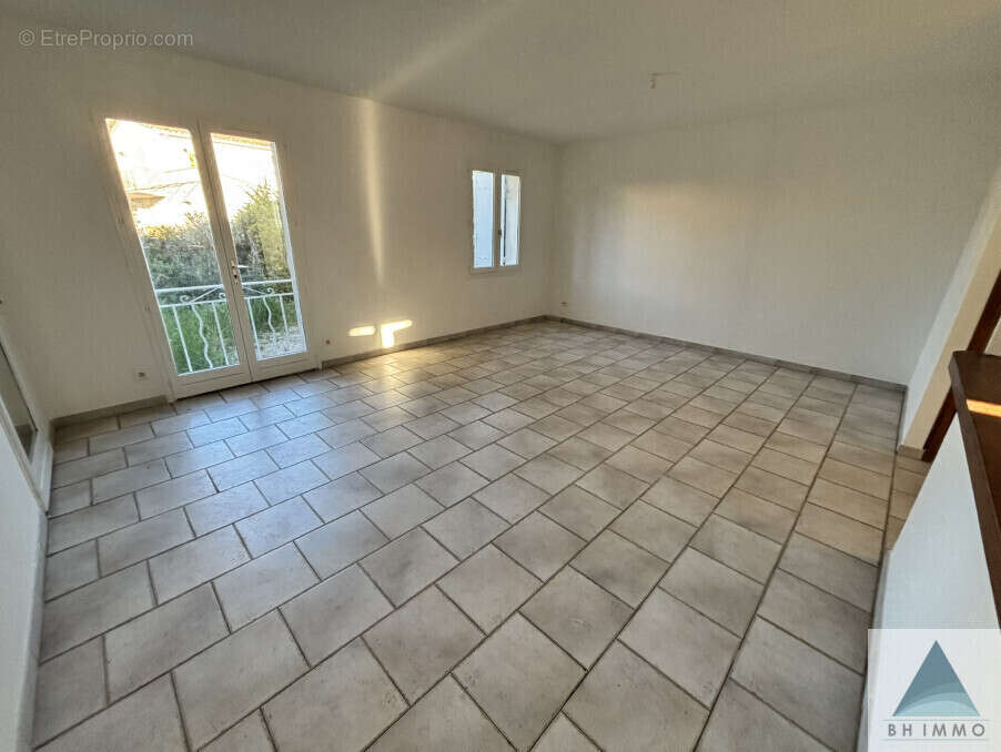 Maison à BOUC-BEL-AIR