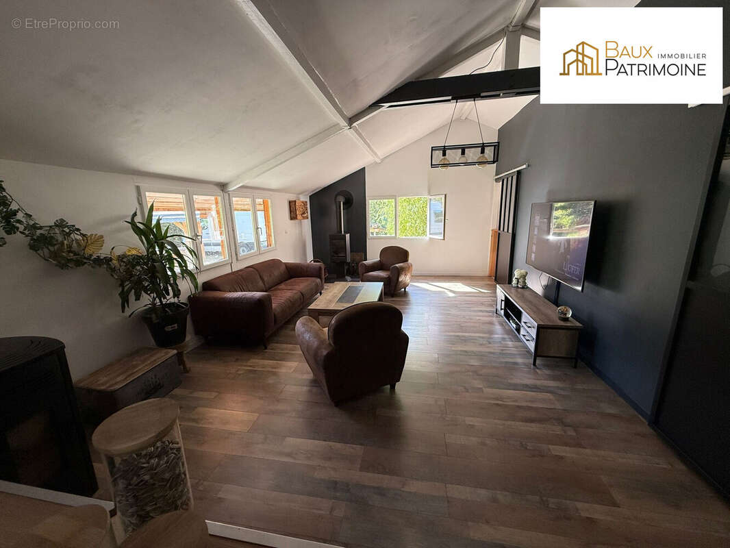 Maison à BAZOCHES-SUR-LE-BETZ