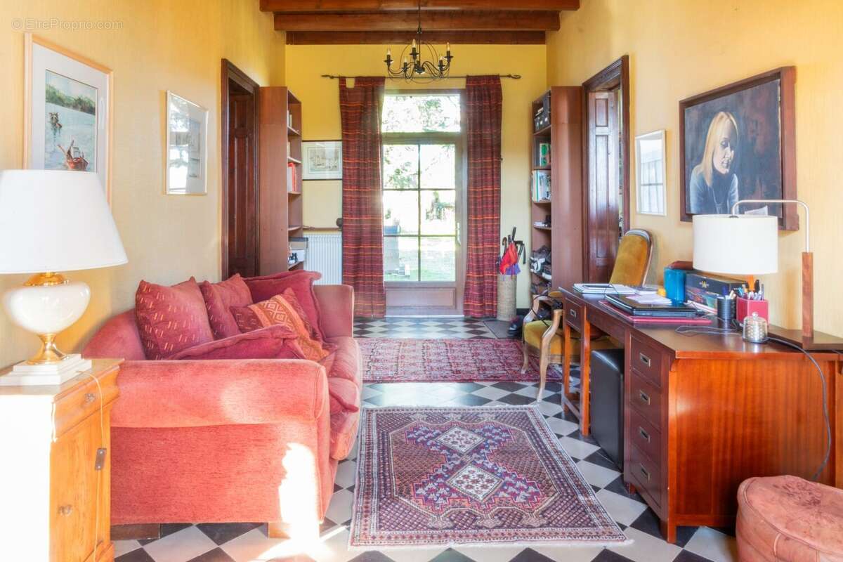 Maison à POMMIERS-MOULONS