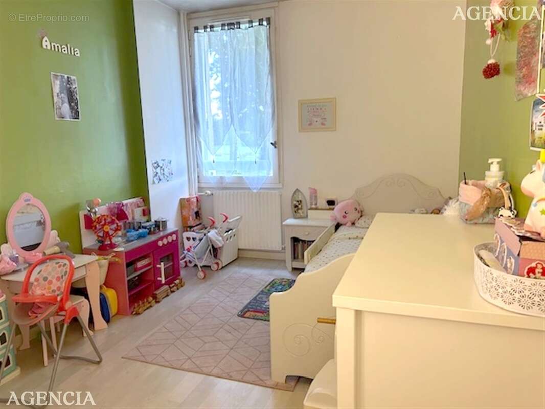 Appartement à ROISSY-EN-BRIE