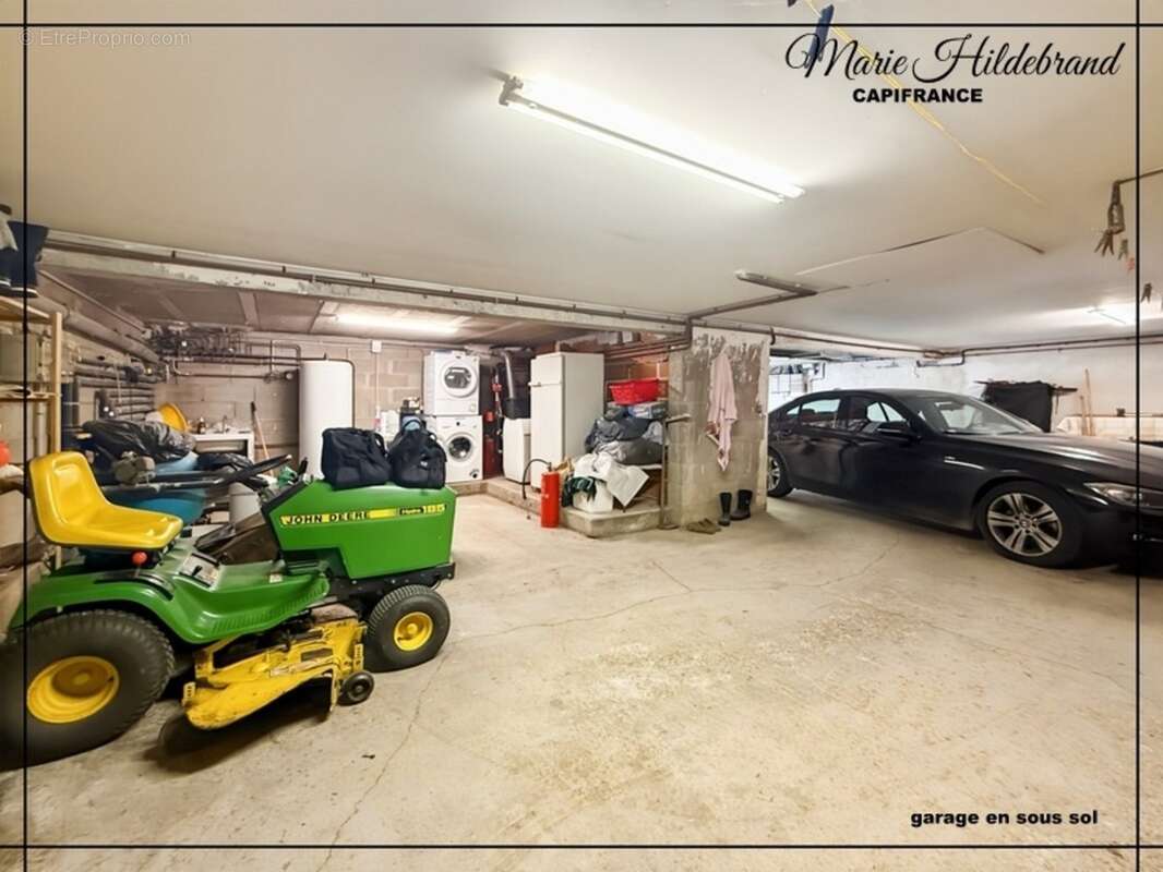 Maison d'architecte de caractère – 285 m² habitables – Vue dominante – Piscine – Grand garage - photo 27