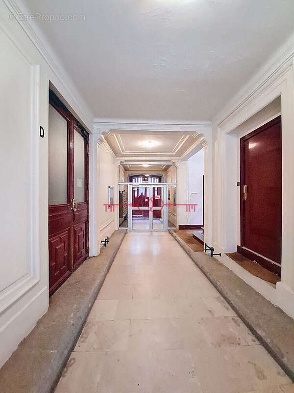 Appartement à PARIS-9E