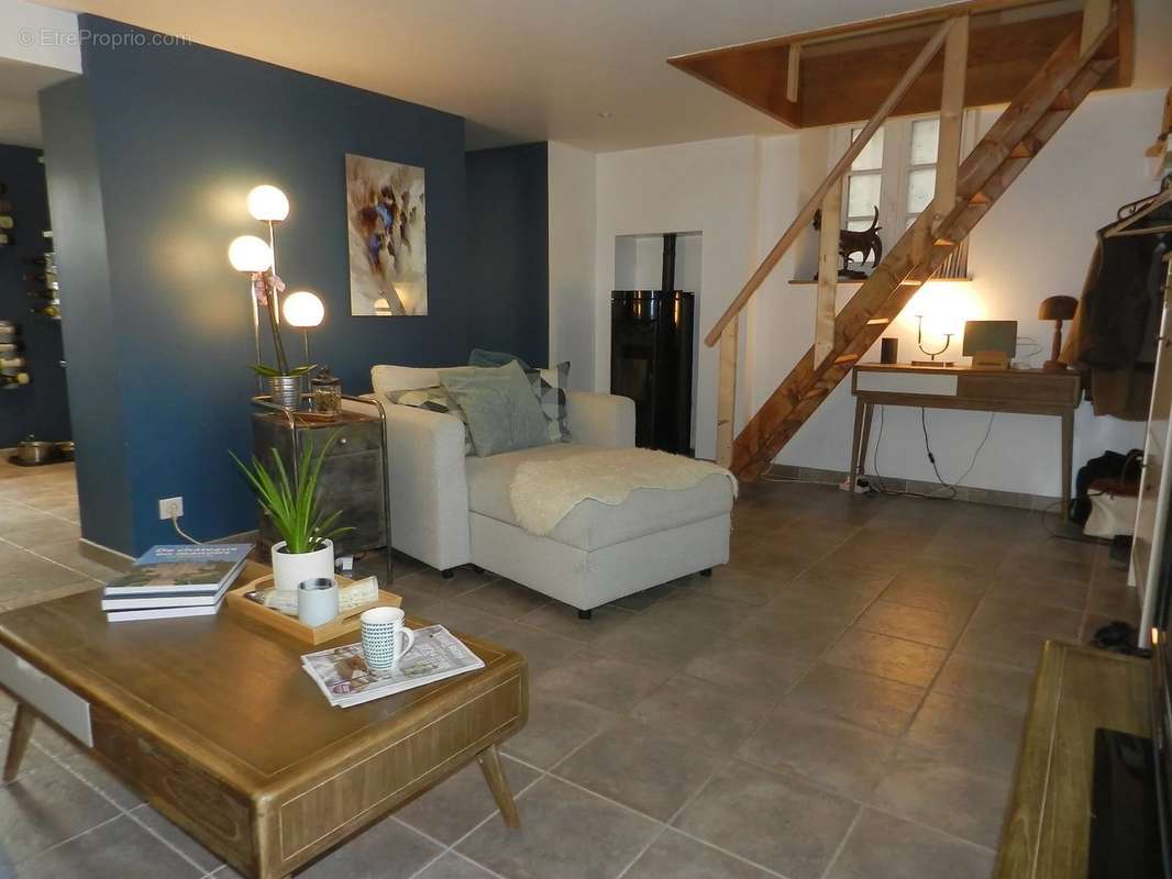 Maison à SAINT-PIERRE-SUR-DIVES