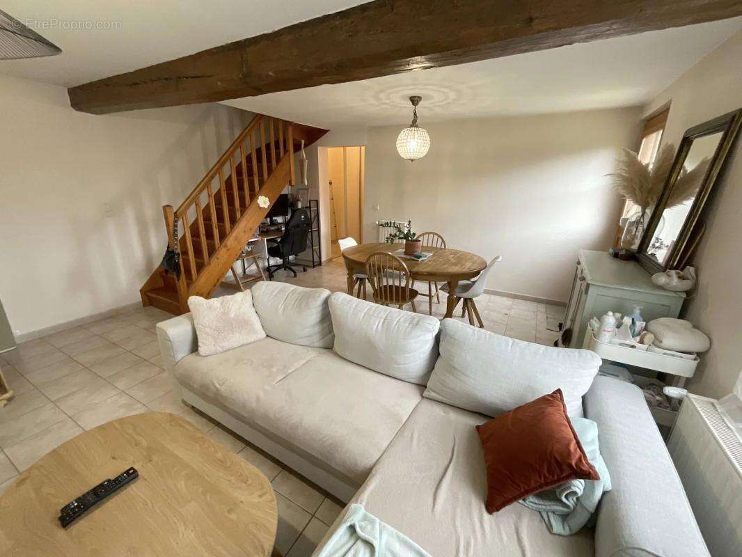 Maison à LES NOES-PRES-TROYES