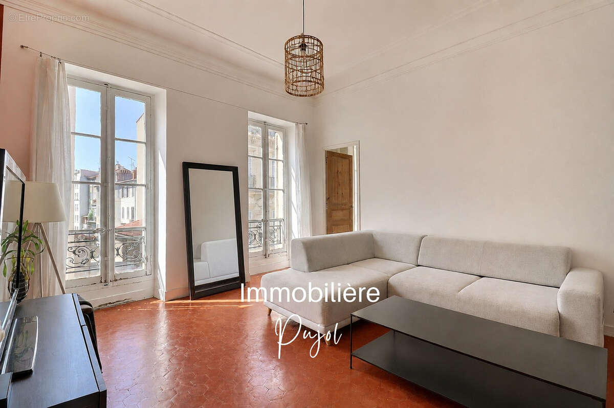 Castellane/Périer 13006- Appartement T3  avec cave - photo 2
