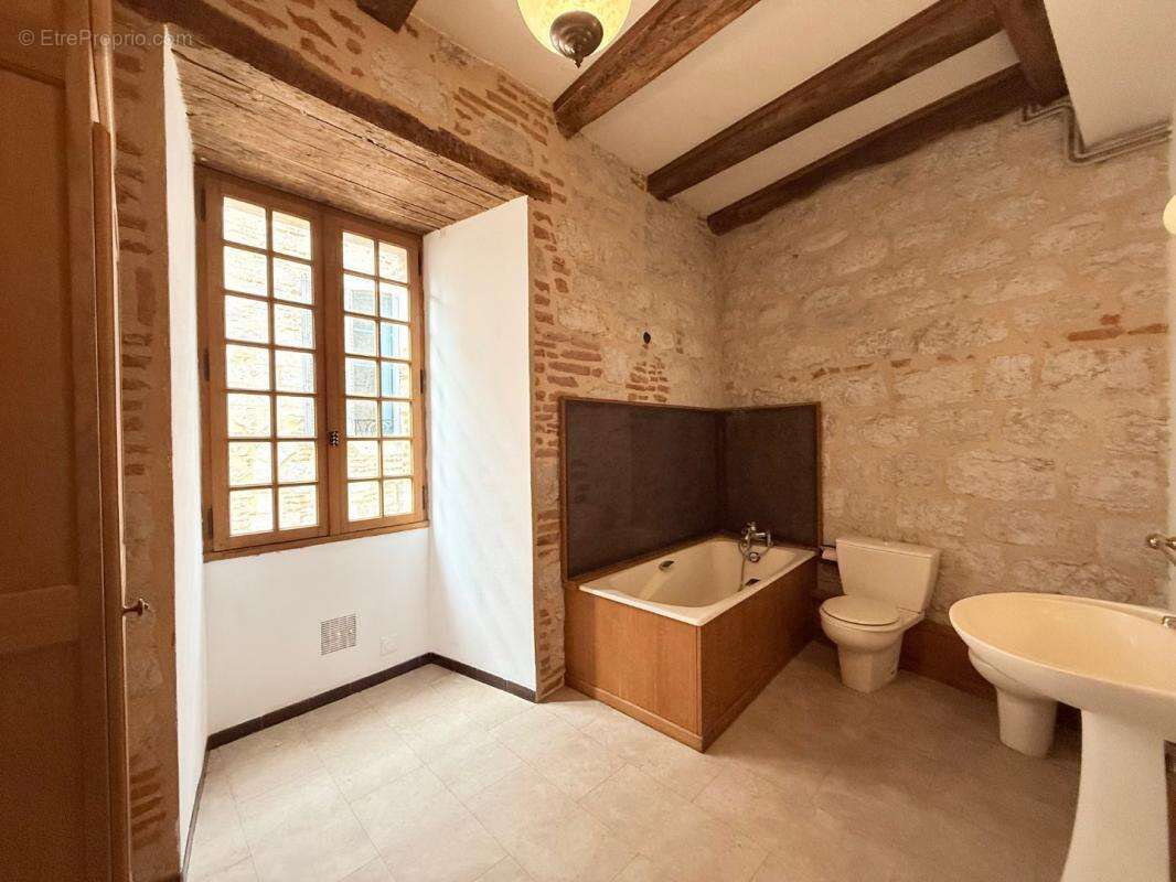 Maison à CAHORS