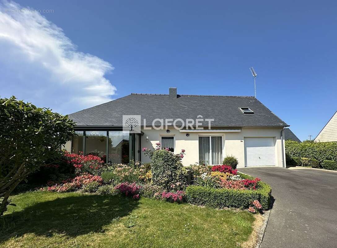 Maison à PENVENAN