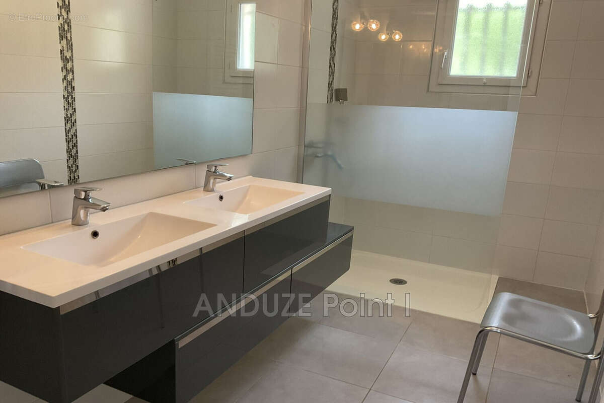 Maison 135 m² à Boisset-Et-Gaujac  - photo 4