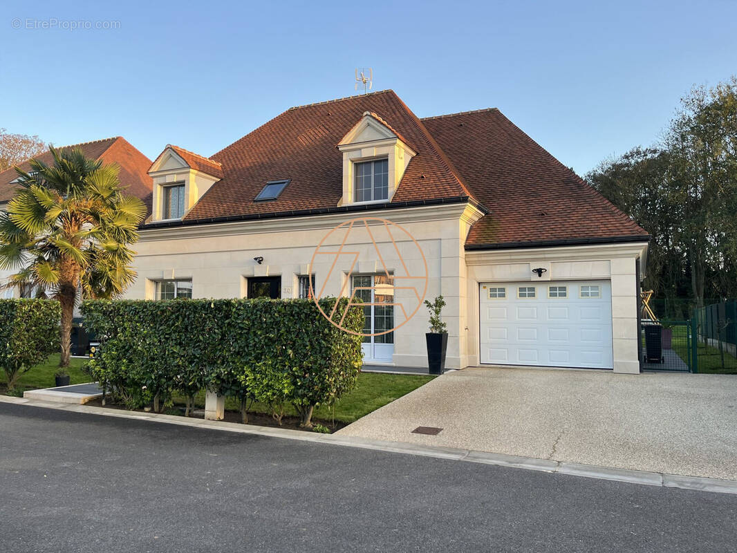 Maison à ORMESSON-SUR-MARNE