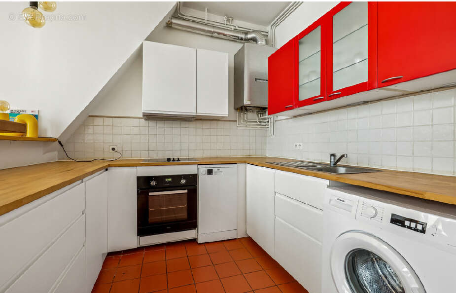 Appartement à PARIS-1E