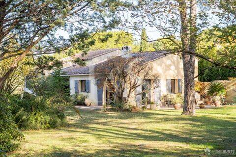 Maison à L'ISLE-SUR-LA-SORGUE