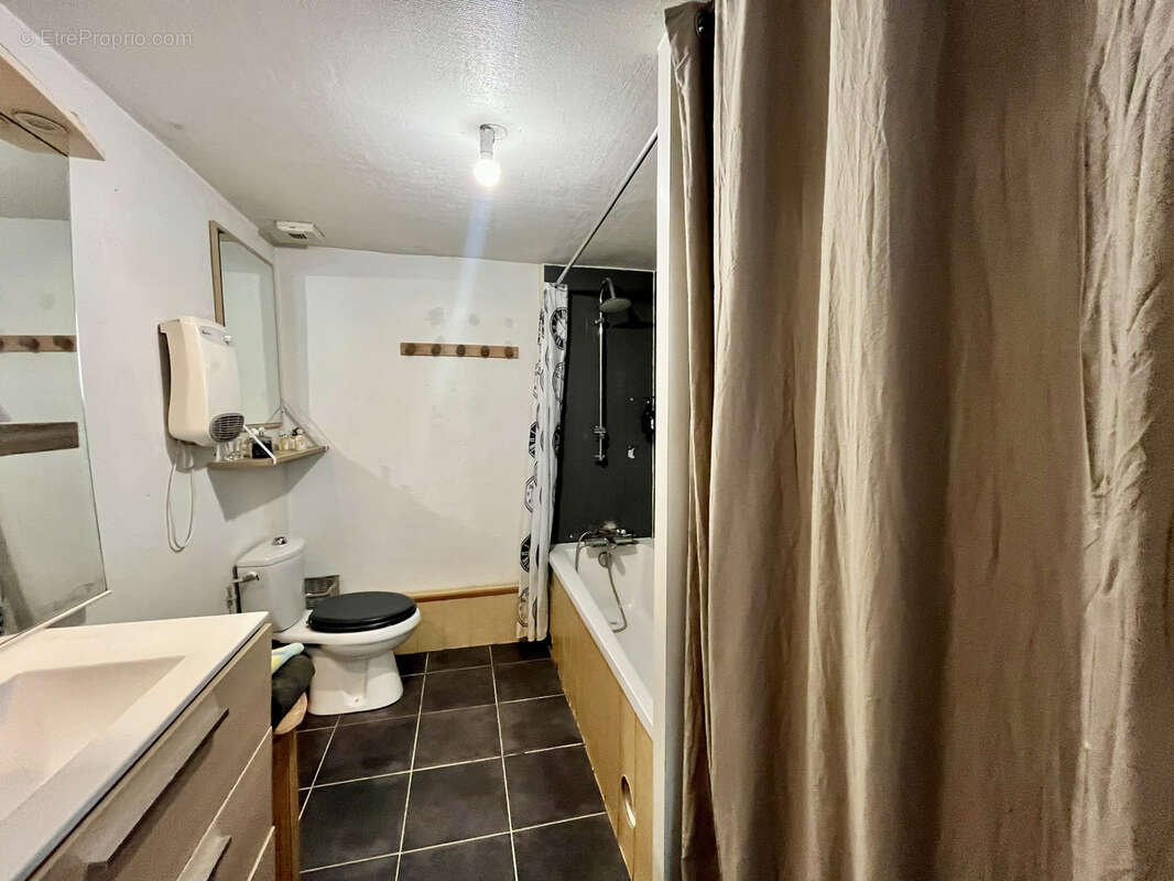 Maison à BAZAINVILLE