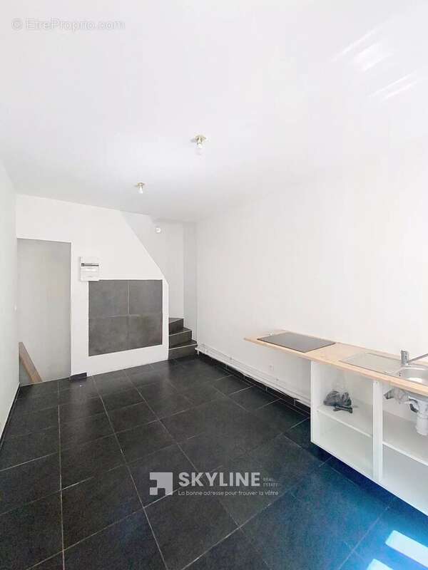 Appartement à MARSEILLE-5E
