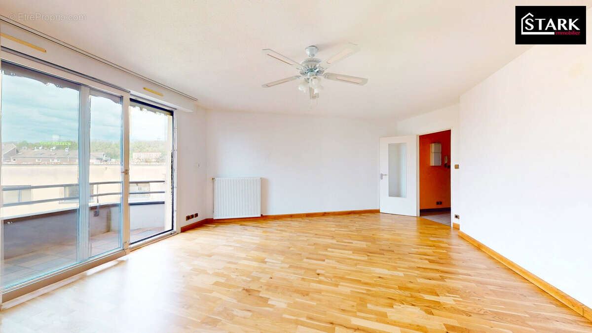 Appartement à VIEUX-CHARMONT