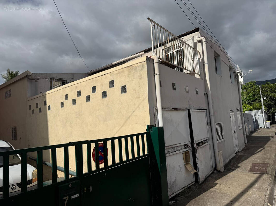 Maison à SAINT-DENIS